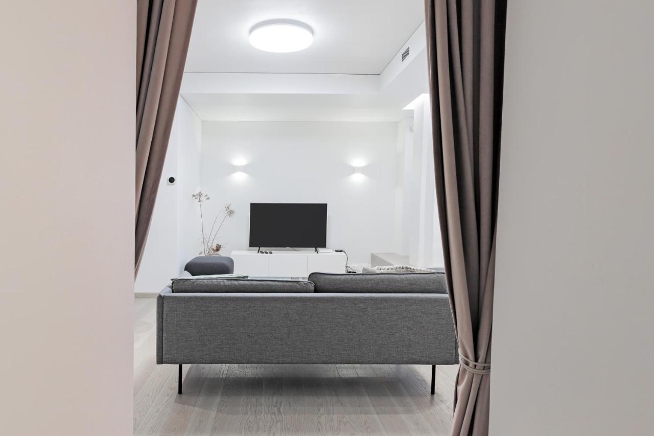 Buddha Luxury Apartment Kaunas City Centre מראה חיצוני תמונה